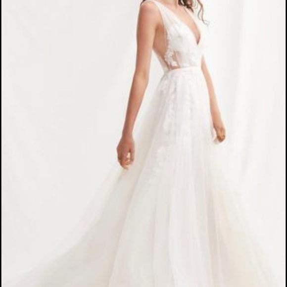 Willowby by Watters Lainie Wedding Dress - Picture 9 of 9